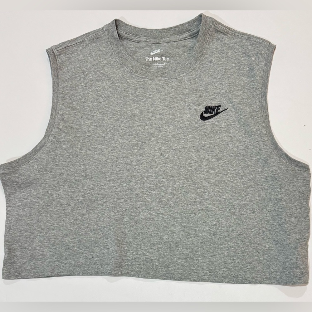 Nike Gray Cropped Tank Top Womens Large Sleeveless Athletic Tee